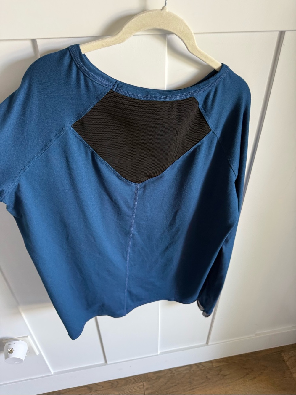 Alala Fractal Long Sleeve Top - Picture 8 of 9